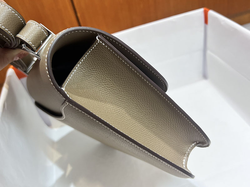 エルメススーパーコピー コンスタンス24 定価 HERMES コンスタンス1 24MM エトゥープ ヴォーエプソン シルバー金具 2524478 - 画像 (2)