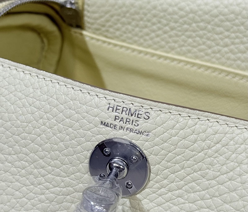エルメス バッグ ショルダー リンディミニ 定価 HERMES ミニリンディ ジョーヌミルトン トリヨンクレマンス シルバー金具 2524540 - 画像 (2)