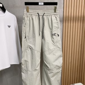 アークテリクス アウトレット 安い