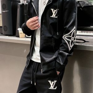 ヴィトン セットアップ メンズ