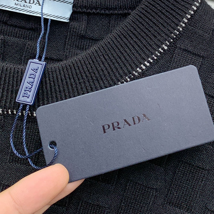 最高級プラダスーパーコピー PRADA 長袖スウェット ロゴ トライアングルモチーフ ブラック 2524735 プラダ ニット レディース - 画像 (8)