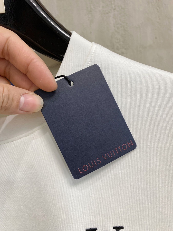 最高級ルイヴィトンスーパーコピー Vuitton LV NIGOコラボトレーナー ホワイト 2524862 ルイヴィトン トレーナー(メンズ) - 画像 (6)