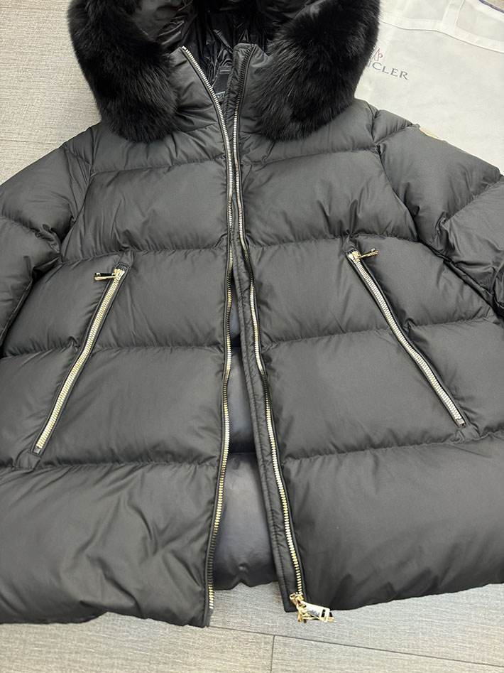最高級モンクレールスーパーコピー ダウンジャケット LAICHEFUR ライチファー 1A00174 54AQE レディース ファー フード付き - 画像 (7)