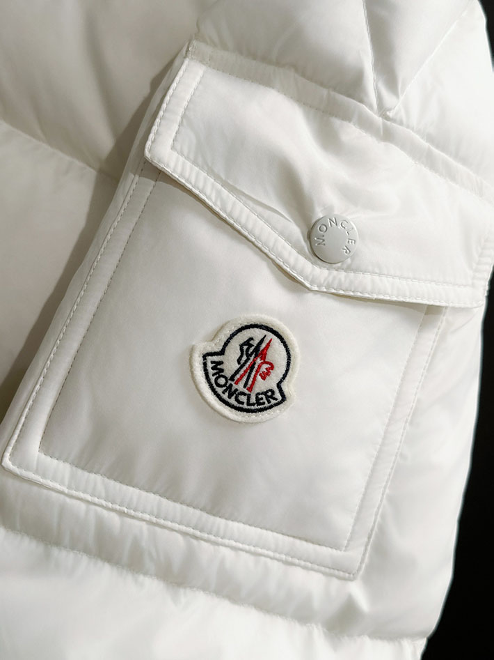モンクレール Moncler Maya 70ショートダウンジャケット K20931A0010254A81 レディース モンクレール ダウン - 画像 (5)