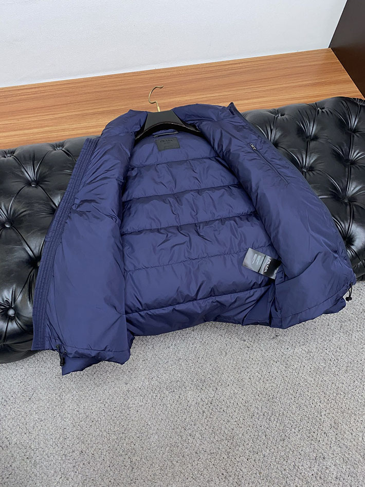 最高級プラダスーパーコピー PRADA メンズ ダウンジャケット・コート Nylon down jacket ブルー 2525112 プラダ ダウン アウトレット - 画像 (4)