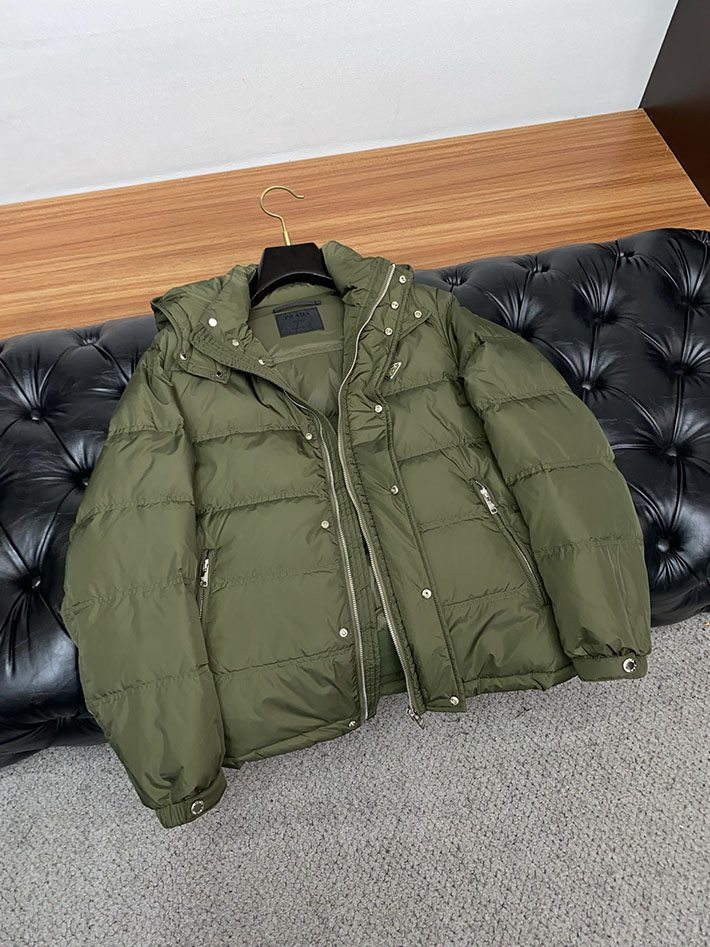最高級プラダスーパーコピー PRADA ダウンジャケット・コート Nylon down jacket カーキ 2525115 プラダ ダウンジャケット メンズ - 画像 (6)