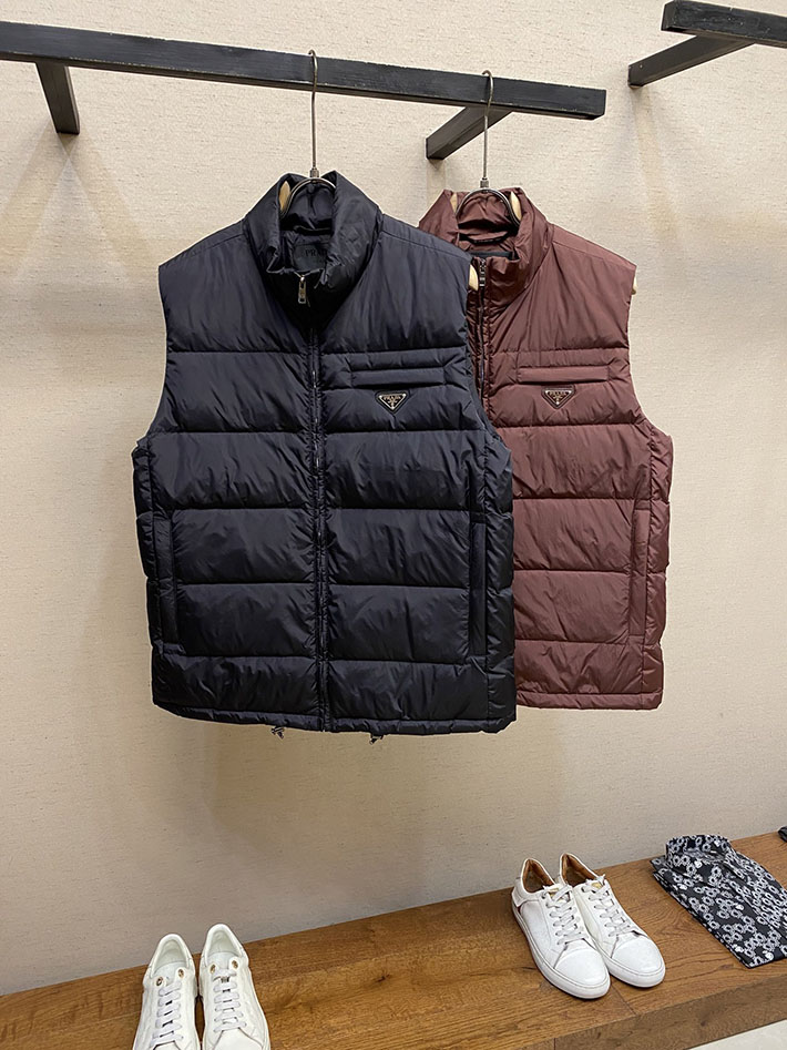 最高級プラダスーパーコピー PRADA ダウンベストSGJ191 パッド入りRe-Nylonベスト ブラック 2525129 プラダ ダウンベスト アウトレット - 画像 (8)