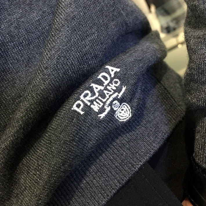 最高級プラダスーパーコピー PRADA バージンウール カシミヤ クルーネック ニット セーター グレー 2525178 セーター メンズ おしゃれ - 画像 (6)