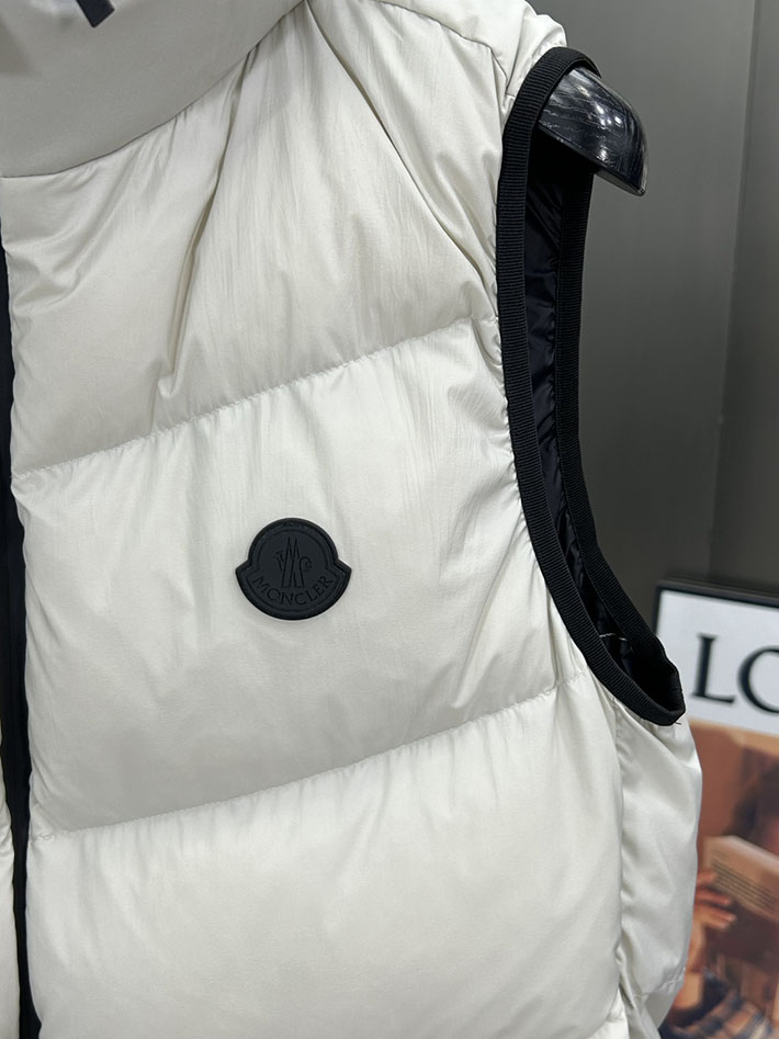 最高級モンクレールスーパーコピー Moncler GILET TRAPUNTATURA DIAGONALEダウンベスト ホワイト 2525223 ダウンベスト メンズ おしゃれ - 画像 (8)