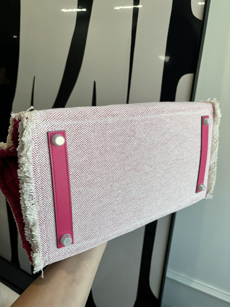 HERMES バーキン フレイ・フレイ 35cm エクリュ×フランボワーズ ツイルアッシュ×スイフト シルバー金具 2526307 バーキン フレイ フレイ 定価 - 画像 (4)