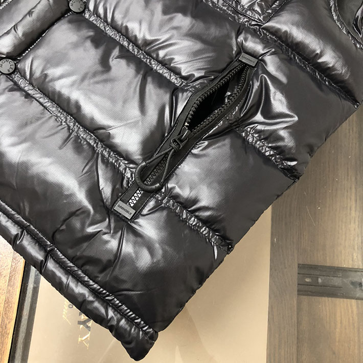 最高級モンクレールスーパーコピー Moncler ダウンベスト 1A00021 597X6 NANTU GILET ブラック 2525316 ダウンベスト コーデ メンズ - 画像 (5)