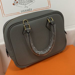 エルメス プリュム28 定価