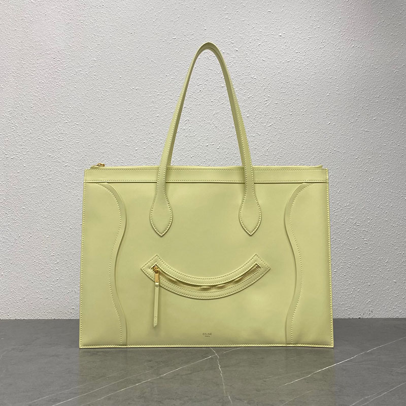 セリーヌ トートバッグ 人気