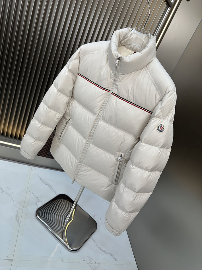 最高級モンクレールスーパーコピー Moncler Bouvaque スタンドカラーパデッドジャケット ブラック 2525383 今年 流行りのダウンジャケット - 画像 (7)