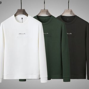 ミュウミュウ Tシャツ アウトレット