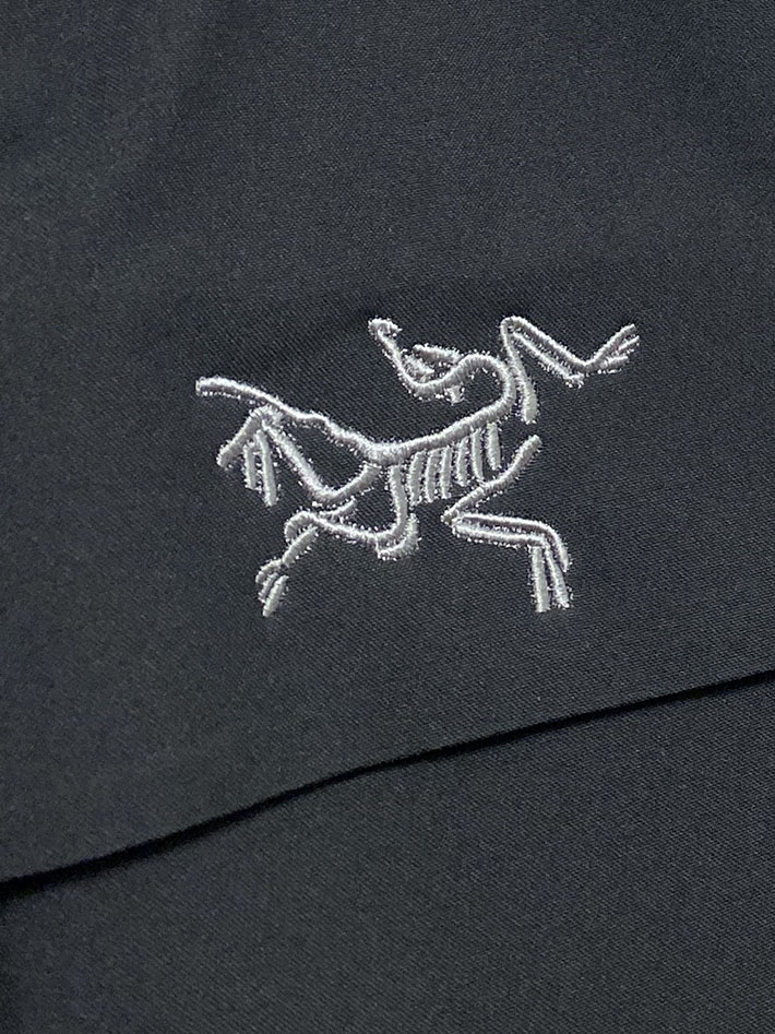 アークテリクス マウンテンパーカー ARC’TERYX アトム フーディ ナイロンジャケット ブラック 2525676 アークテリクス ジャケット レディース - 画像 (7)