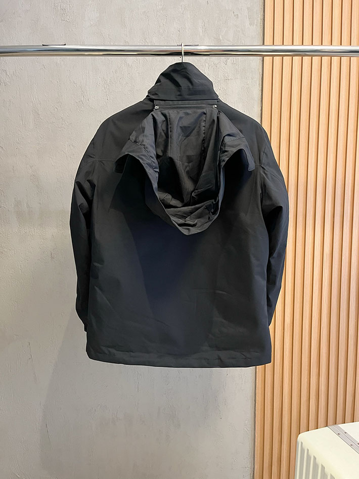 アークテリクス マウンテンパーカー ARC’TERYX アトム フーディ ナイロンジャケット ブラック 2525682 アークテリクス レディース 人気 - 画像 (2)