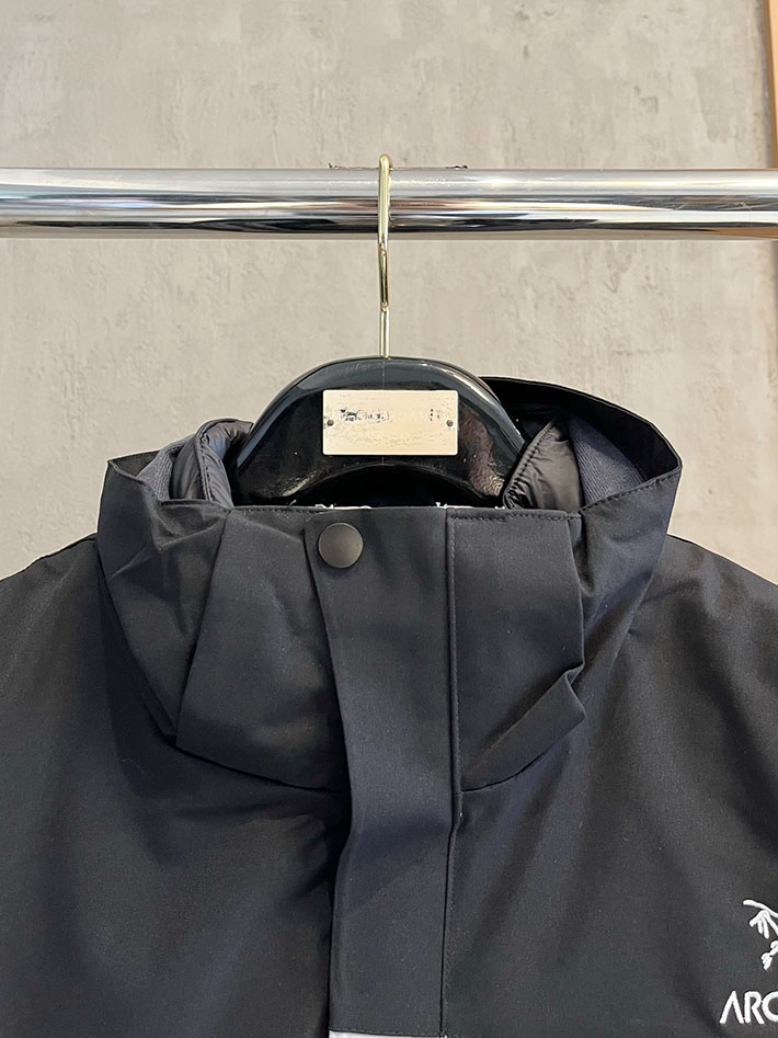 アークテリクス マウンテンパーカー ARC’TERYX アトム フーディ ナイロンジャケット ブラック/ホワイト 2525688 アークテリクス 女子 コーデ - 画像 (8)