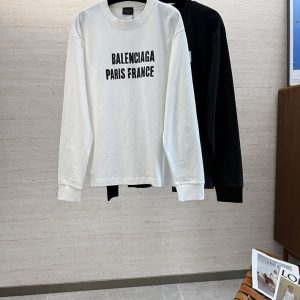 バレンシアガ トレーナー 安い
