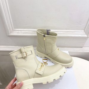 ディオール ショートブーツ