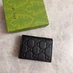 グッチ カードケース 財布代わり