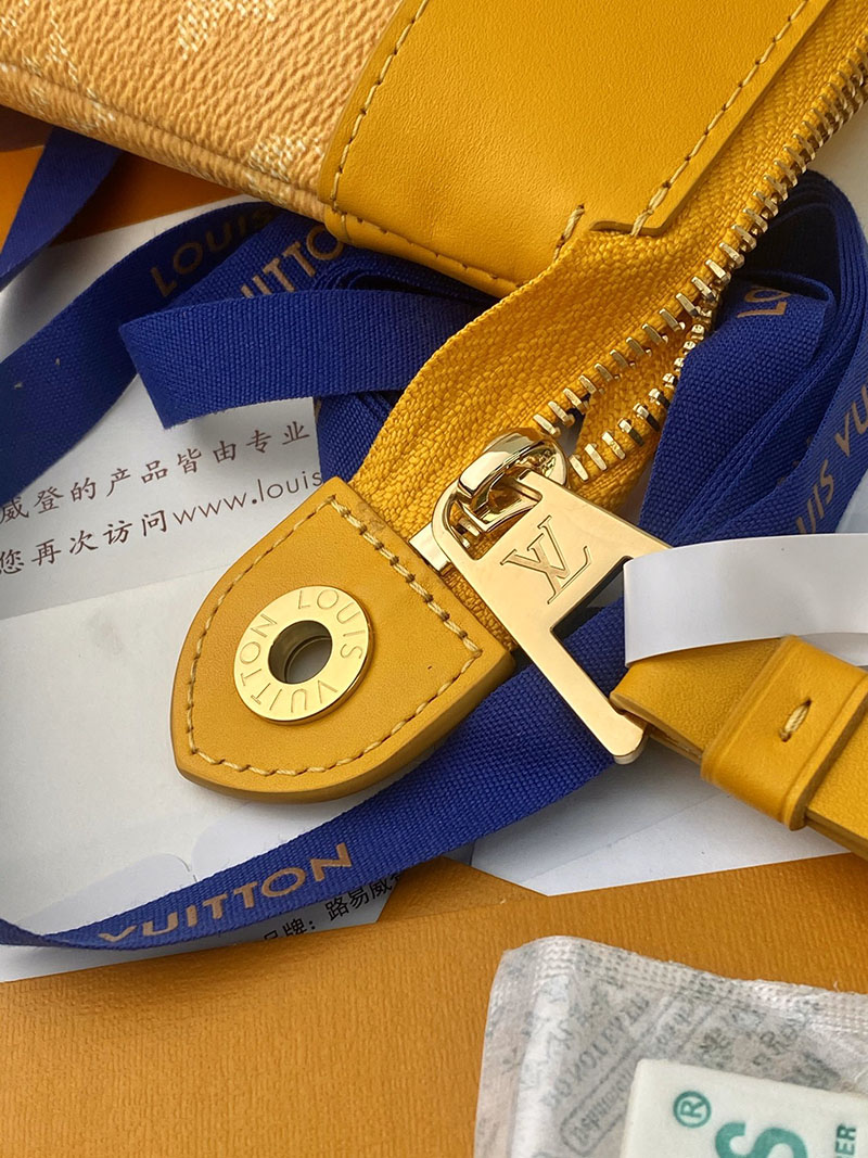 ルイヴィトン バッグ 新作 Louis Vuitton ポシェット・ヴォワヤージュ スープル サフランイエロー 2526627 ヴィトン クラッチバッグ メンズ - 画像 (2)
