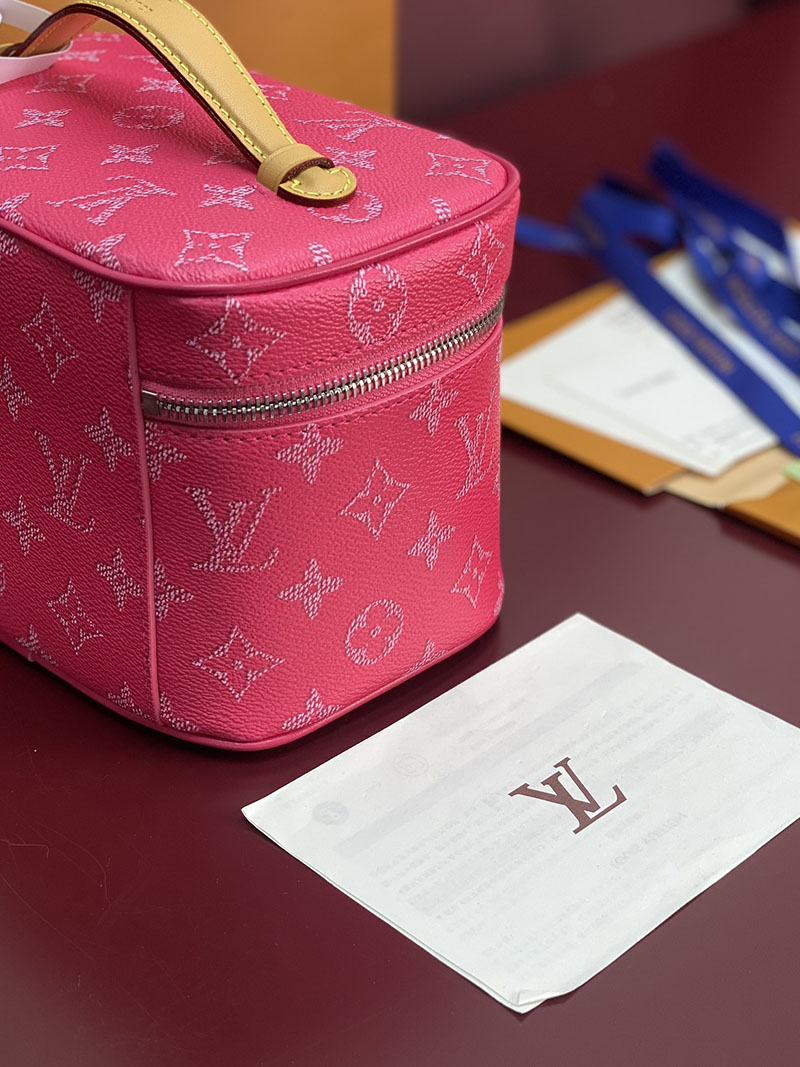 ルイヴィトン バッグ 新作 Louis Vuitton ニース・ミニ ローズ ポンディシェリピンク M44495 ルイヴィトン 化粧ポーチ - 画像 (9)