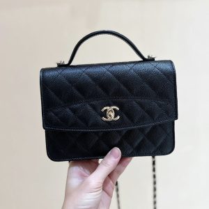 シャネル ミニバッグ 人気