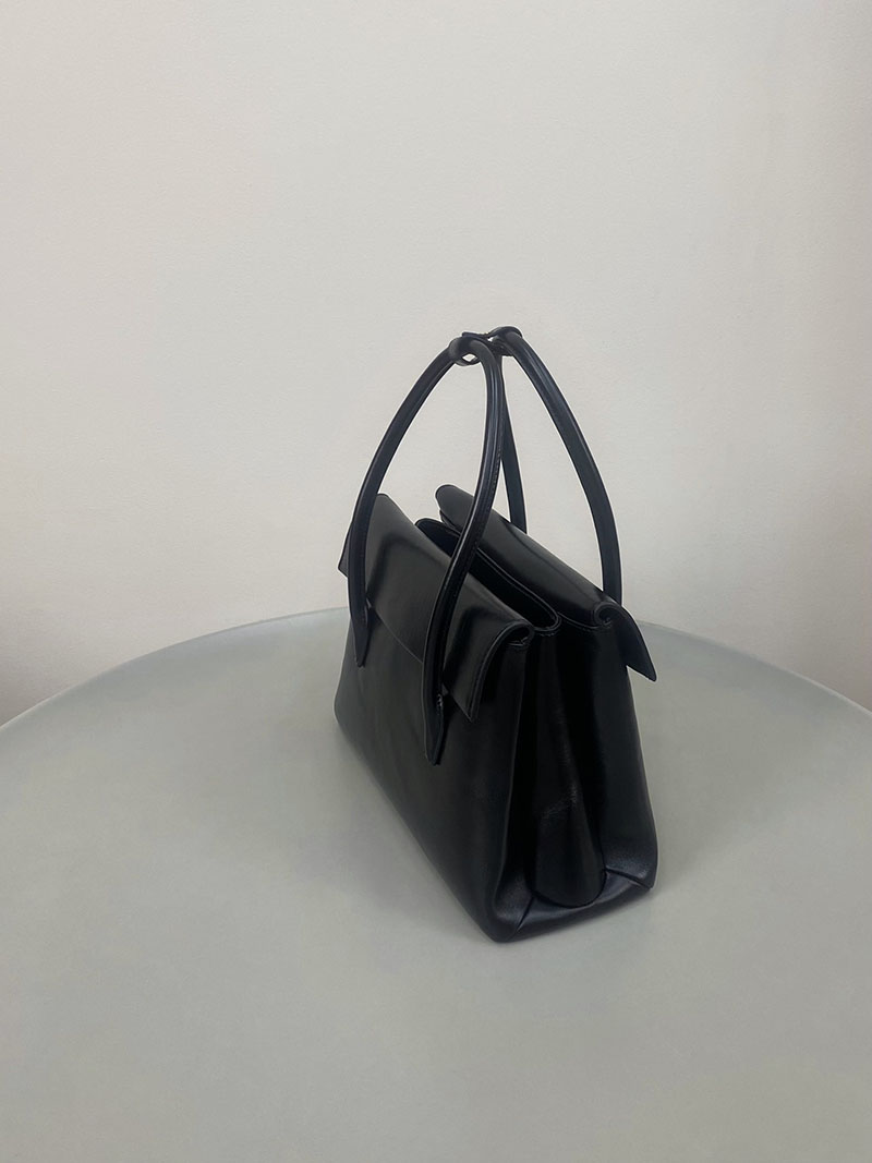 最高級MiuMiuスーパーコピー ミュウミュウ ソリテール シャイニーレザー バッグ 5BA302_US0_F0002_V_OWO ミュウミュウ ボストンバッグ - 画像 (8)