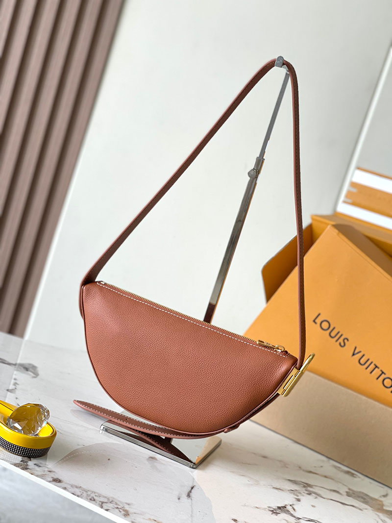 ルイヴィトン バッグ 新作 Louis Vuitton ロウキー バムバッグ ベルトバッグ キャラメル M83546 ルイヴィトン ロウキー ショルダー - 画像 (8)