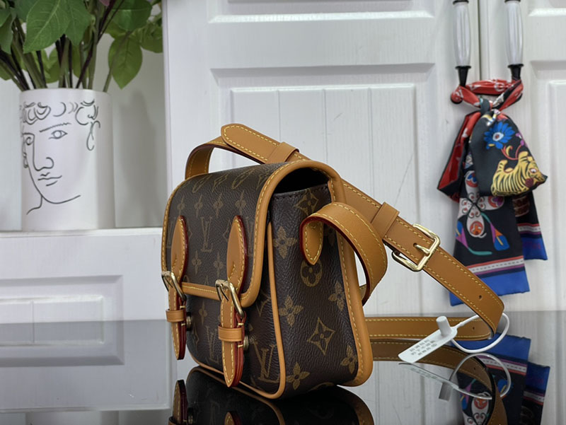 最高級ルイヴィトンスーパーコピー Louis Vuitton サッチェル・ウェアラブル ウォレット ブラウン M26805 ルイヴィトン メンズバッグ ランキング - 画像 (9)