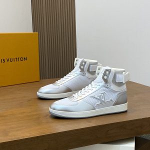 ルイヴィトン スニーカー 値段