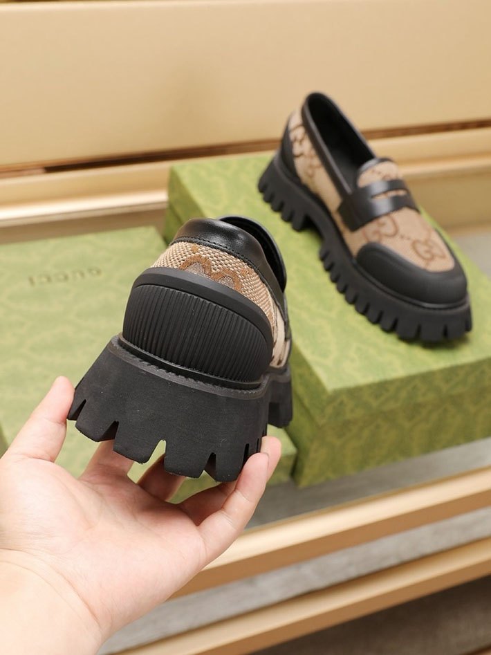 グッチ直営アウトレット店 GUCCI EVAソール MaxiGG マキシ GG ローファー 2628049 グッチ ローファー メンズ アウトレット - 画像 (7)
