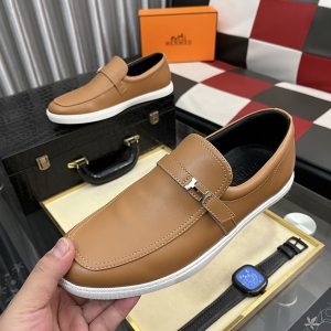 デッキシューズ メンズ 人気ブランド