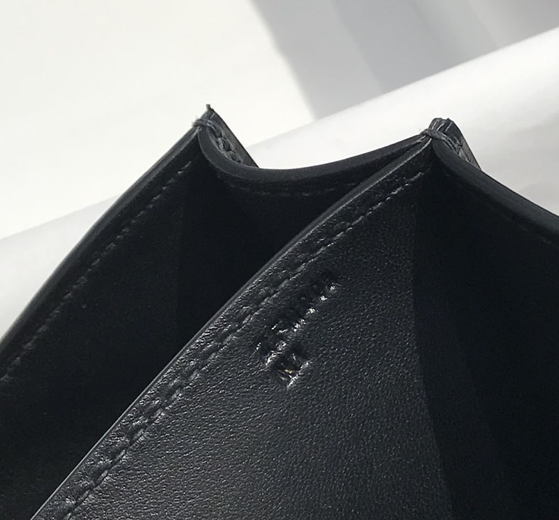 エルメス アウトレット 海外 HERMES コンスタンス3 24MM 黒 ブラック ボックスカーフ シルバー金具 2627414 コンスタンス 24 定価 - 画像 (5)