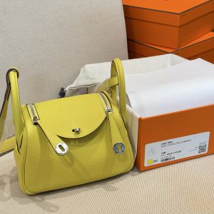 ショルダーバッグ レディース 斜 めがけ 軽い