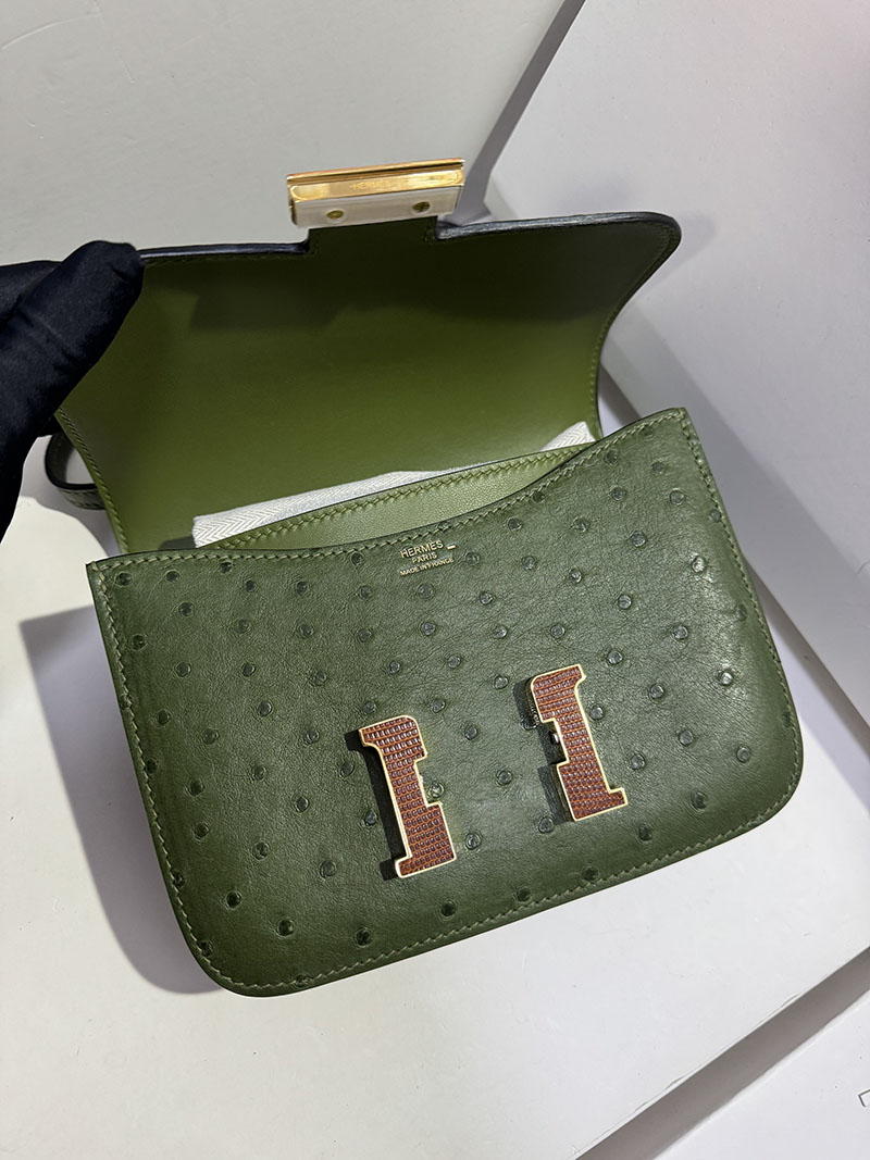 コンスタンス ミニ 値段 HERMES コンスタンス3 ミニ カノピ オーストリッチ リザードゴールド金具 2627553 エルメス アウトレット 店舗 - 画像 (4)