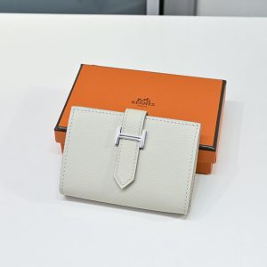 エルメス カードケース 財布代わり