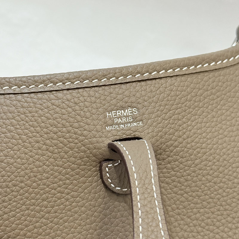 エヴリン アマゾーヌ 16 HERMES エヴリン TPM エトゥープ トリヨンクレマンス シルバー金具 2627669 エルメス 海外通販 - 画像 (4)