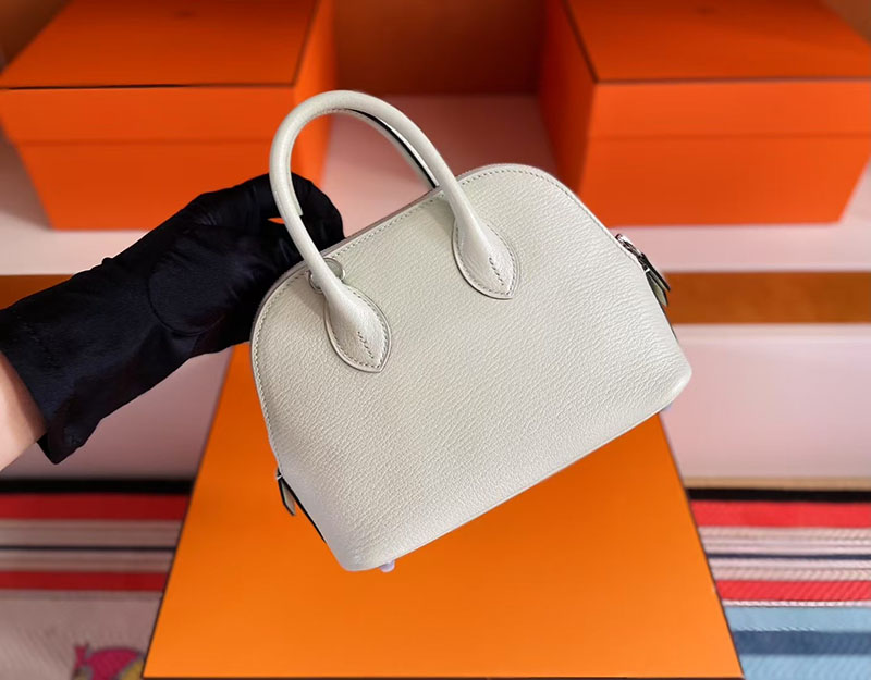 エルメス ボリードミニ HERMES ボリード1923 ミニ クレ/ヴェールコミック シェブルミゾル シルバー金具 2627737 エルメス 新作バッグ - 画像 (2)