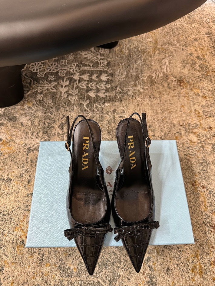 プラダ 靴 シューズ レディース 海外通販 PRADA パテントレザー スリングバックパンプス 2628203 プラダ 靴 レディース - 画像 (5)