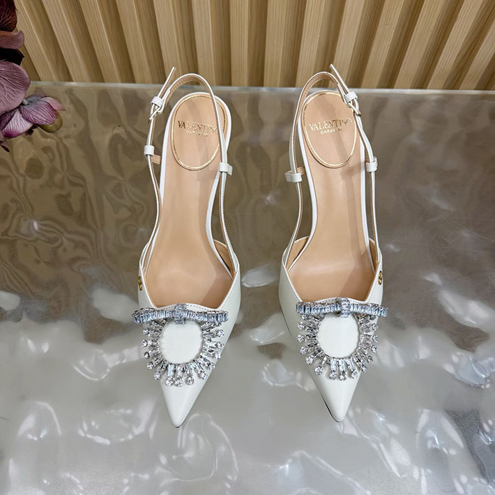 ヴァレンティノ 靴 シューズ レディース VALENTINO 80mm レザースクエアビジューパンプス 2628218 ヴァレンティノ パンプス 結婚式 - 画像 (4)