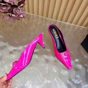 歩きやすいパンプス 仕事
