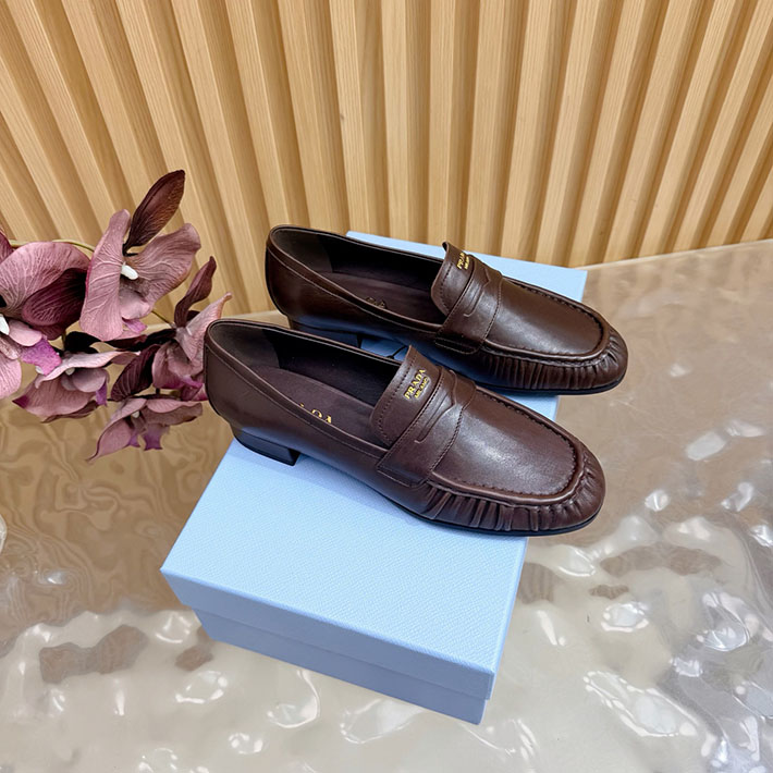 プラダ 靴 シューズ レディース 海外通販 PRADA レザー ローファー 本革 2628251 プラダ ローファー アウトレット - 画像 (2)