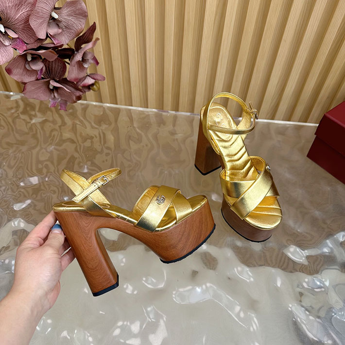 GUCCI ピンヒール