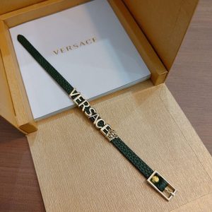 ヴェルサーチ ブレスレット アウトレット