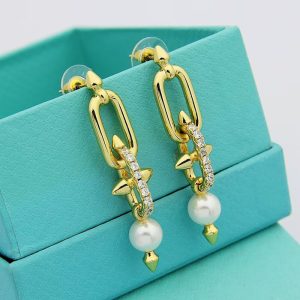 ティファニー ピアス ダイヤ