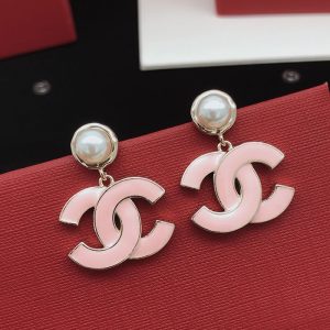 シャネル ピアス 定番