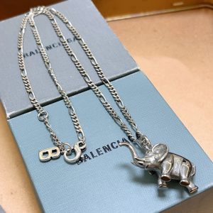 メンズアクセサリー 安い ブランド