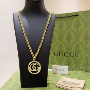 ゴールド グッチ ネックレス メンズ